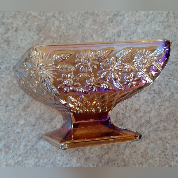 Vintage Carnival Glass Dish - Picture 2 of 5